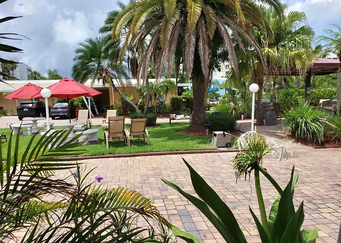 Tropical Beach Resorts - Sarasota